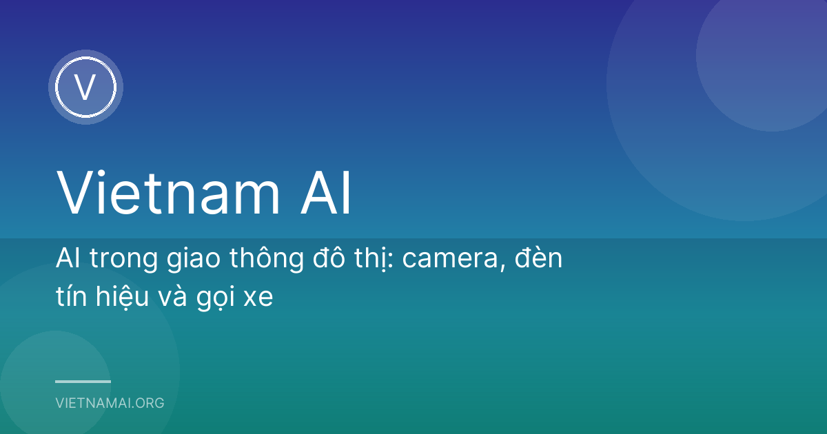 Ngã tư thành phố đông xe máy nhìn từ trên cao, camera trên cột đèn